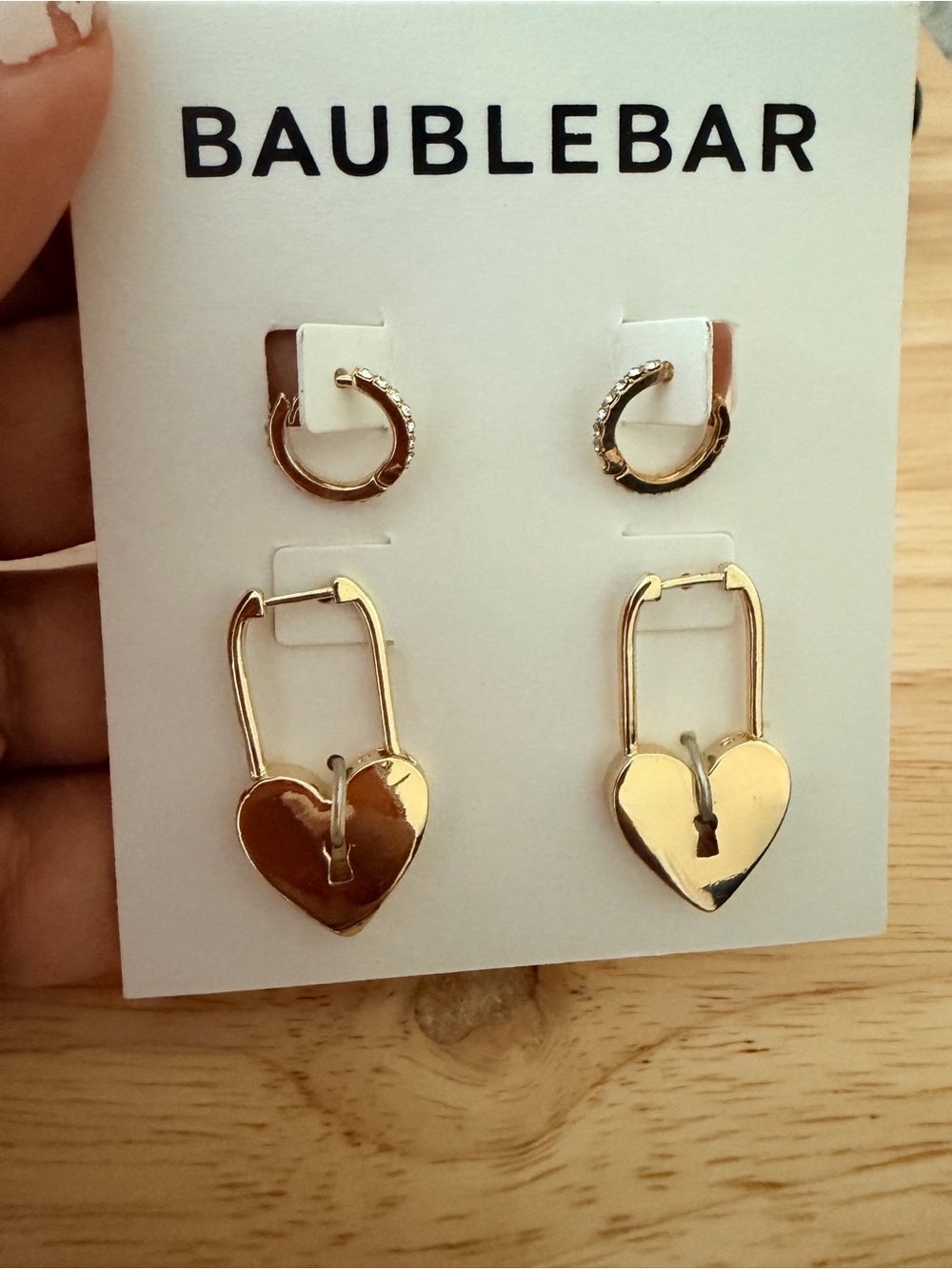 Accessories subcategory classification